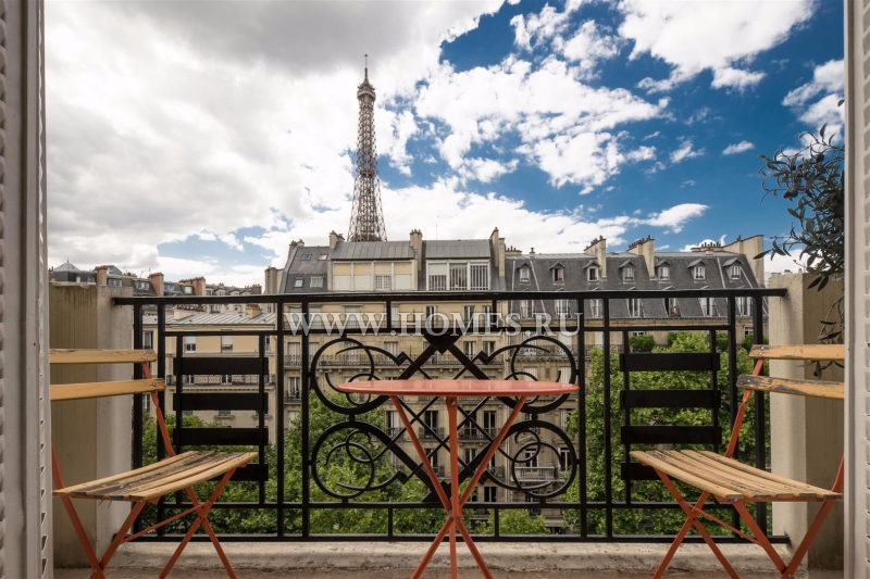 Превосходные апартаменты в 7 округе Парижа