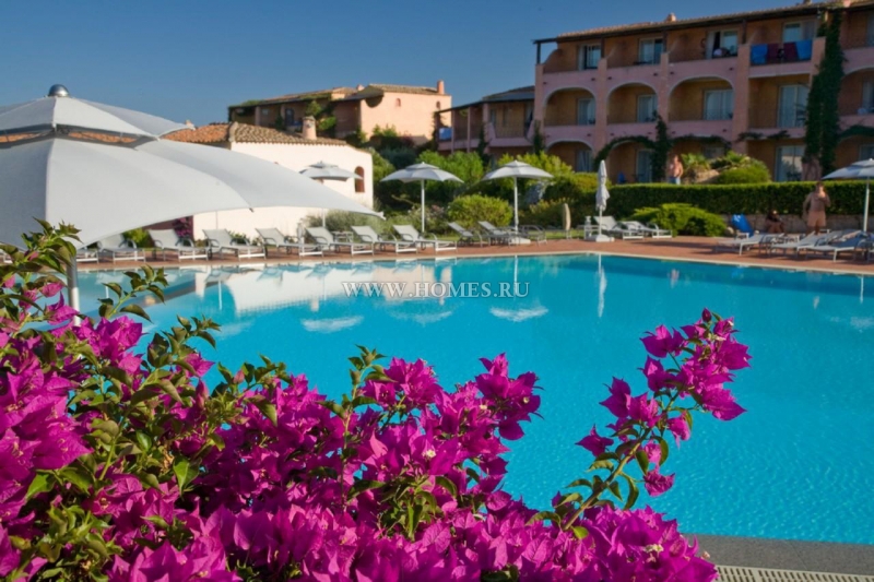 Великолепный отель на Сардинии