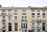 Дом в классическом архитектурном стиле в Париже