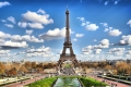 Париж восполнит дефицит на рынке жилья старинными мансардами